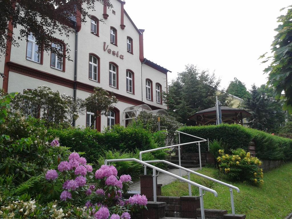 Hotel - Pension Vesta Bad Elster Exterior foto